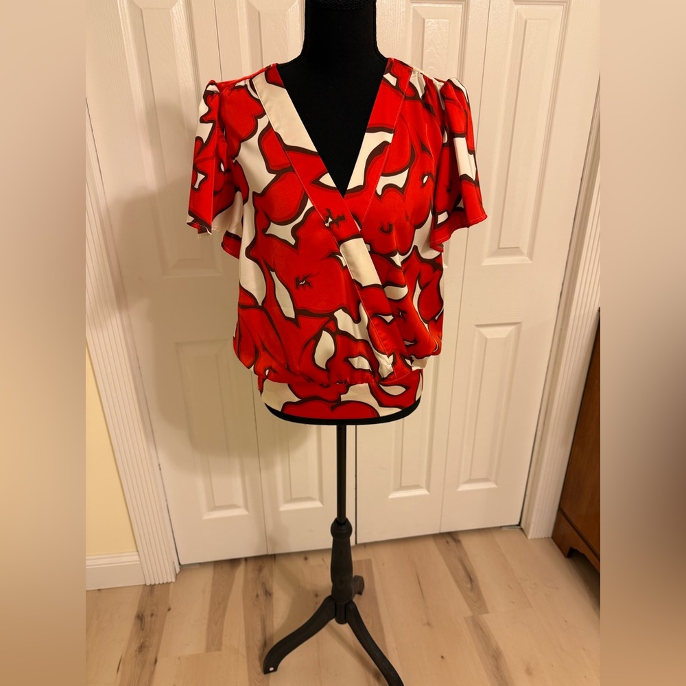 Nine West Red and White Floral Blouse - Picture 1 of 2